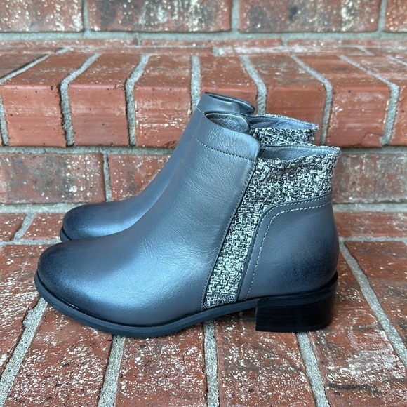 Propét Women's Size 7.5 Charcoal Taneka Full Zip Tweed Accent Leather Ankle Boot - Picture 3 of 7